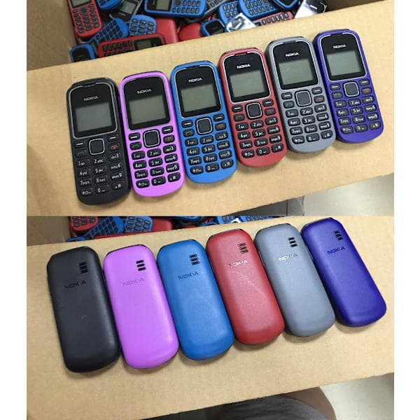 Senior mobile phone with large buttons and a single SIM card light blue