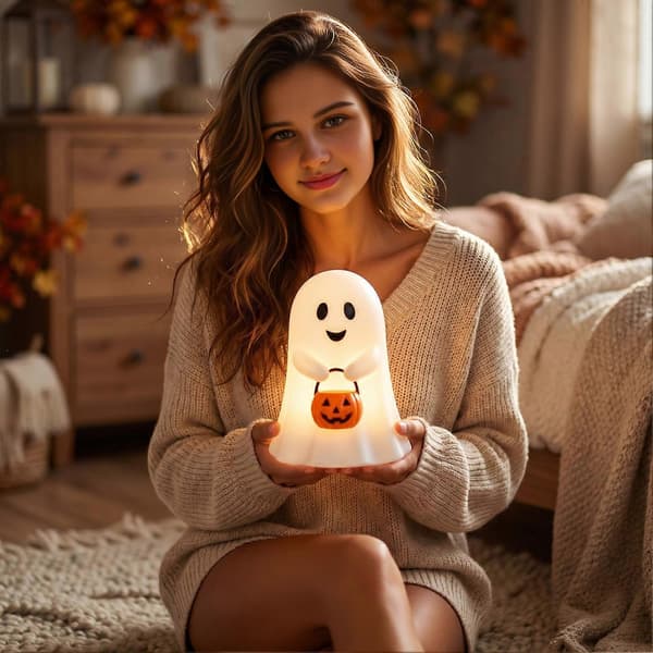 Halloween Spøgelseslampe – Ikke-skræmmende Design – til Stueaccent White