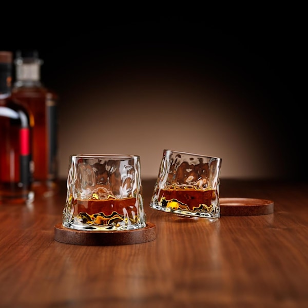 Roterende whiskyglass med underlag - To sett drikkeglass