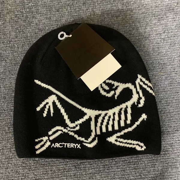 ARC'TERYX Miesten Cap Casual Lämmin Talvihiihtolippis Black