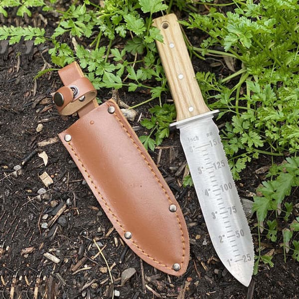Garden Cutter with Sheath Wooden Handle Garden Cutter Multifunctional Weeding Digging Tool White