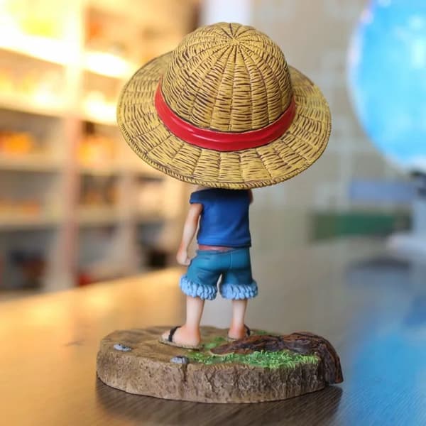 Anime Q Version Monkey D. Luffy 15cm Tecknad Monkey D. Luffy PVC Figur Skrivbords Action Figur Samlarobjekt