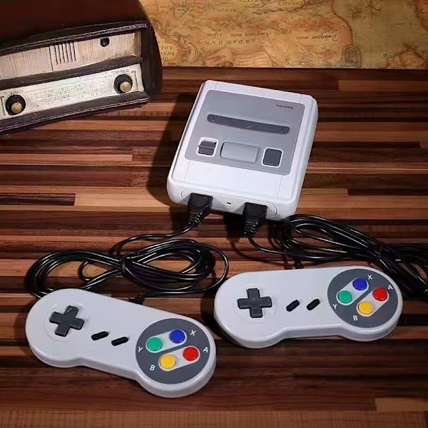 NES620-i-en-kabel håndholdt spillmaskin koblet til TV dobbel retro hjem FC rød og hvit maskin eksplosjoner