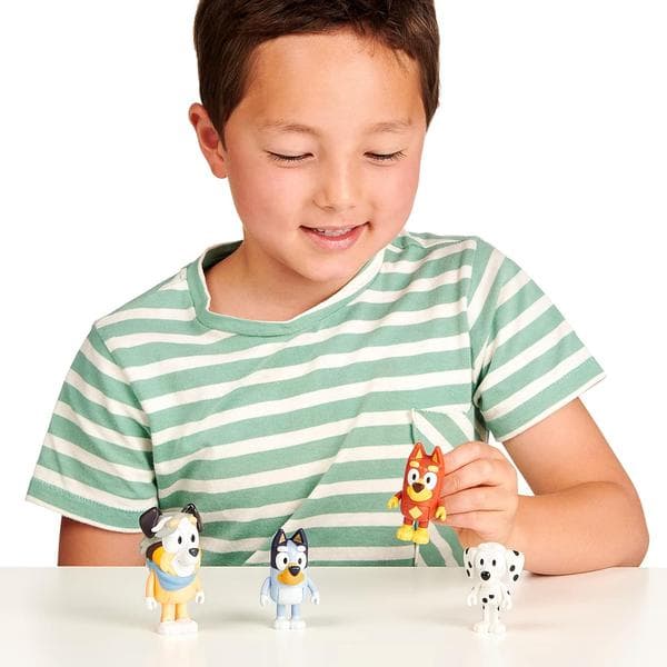 Bluey og venner 4-pakning med 2,5-3 hunder  \"Poseable Figures \" (13052)