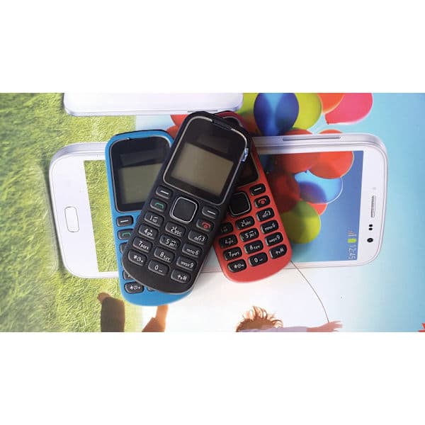 Senior mobile phone with large buttons and a single SIM card light blue