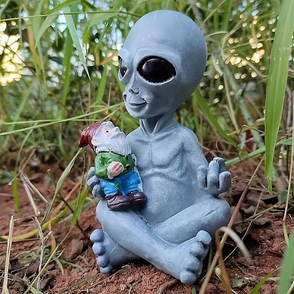 Luovat puutarhakoristeet Alien Hug Dwarf Kääpiöpuutarha Elf-koristeet