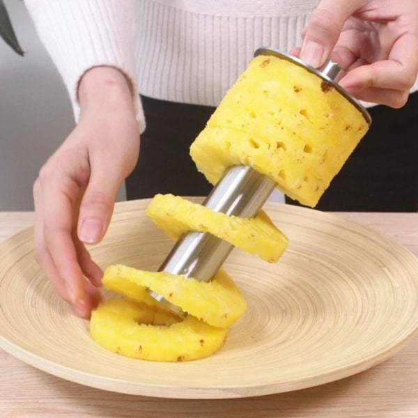 Köksananaskärare och skärverktyg Ananasskärare i rostfritt stål med gafflar för enkel skärning av kärnor