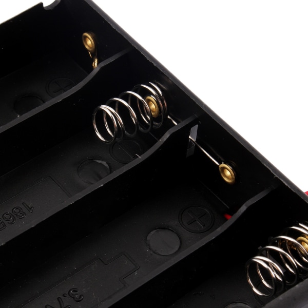 Plast batterihållare förvaringsbox case för 18650 Uppladdningsbar med tråd