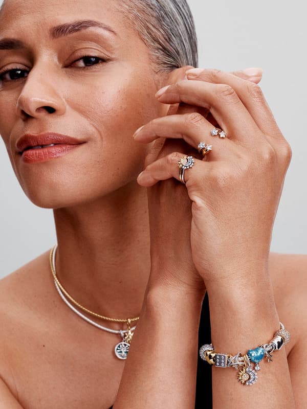 Pandora - Celestial Sparkling Sun -sormus - 14k kullattu Circumference: 52mm