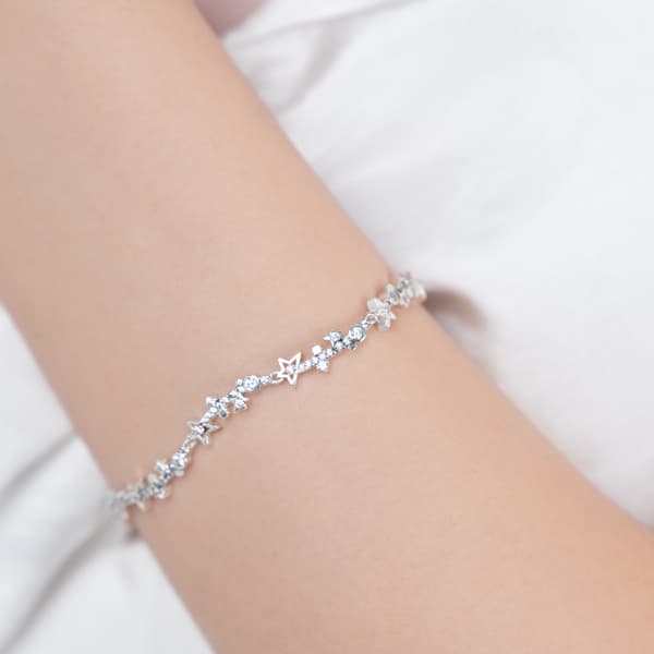 Pandora - Kimalteleva Galaxy -rannekoru - Sterlinghopea 7.9in/20cm