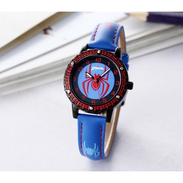 Ny kreativ högkvalitativ Marvel Spiderman tecknad pojke student anime klocka B Blue