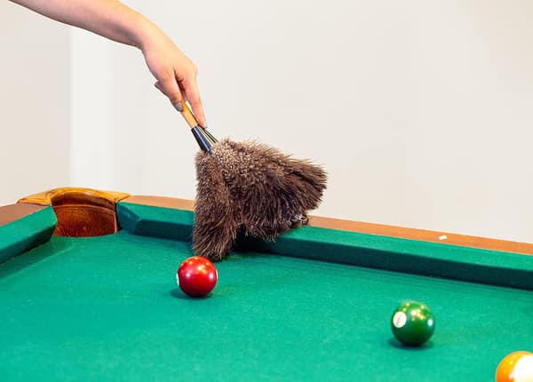 Laadukas aito strutsinsulkahöyhen, 35,5 cm