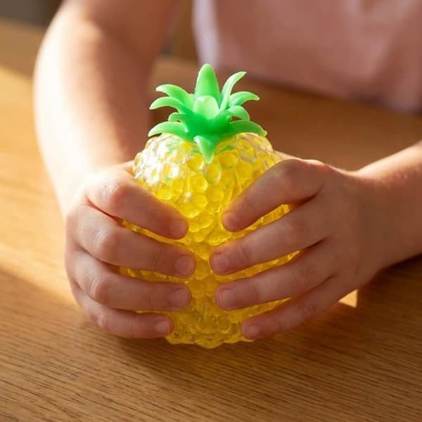 Pärlfyllning - Ananas - 11 cm - Fylld med pärlor - Stressavlastande leksak