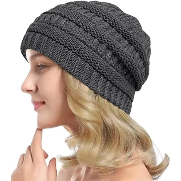 Talvilämmin neulottu hattu Satiinivuorattu kaapelineulottu pipo Paksu slouchy cap naisille (harmaa)