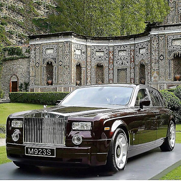 1/24 seosauto malli lelut Rolls Royce Phantom Metalli painevalettu korkea simulointi limusiini ääni valo lelut lasten lahjat kokoelma Black Rolls Royce
