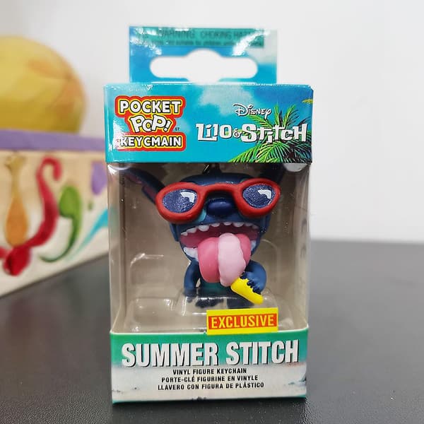 Disney 2 stk./sæt figurer samleobjekter Stitch og Angel nøgleringe 4cm Stitch E