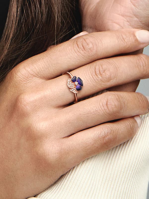 Pandora - Dyb Lilla Stedmoderblomst Ring - 14k rosaguld plating Circumference: 54mm