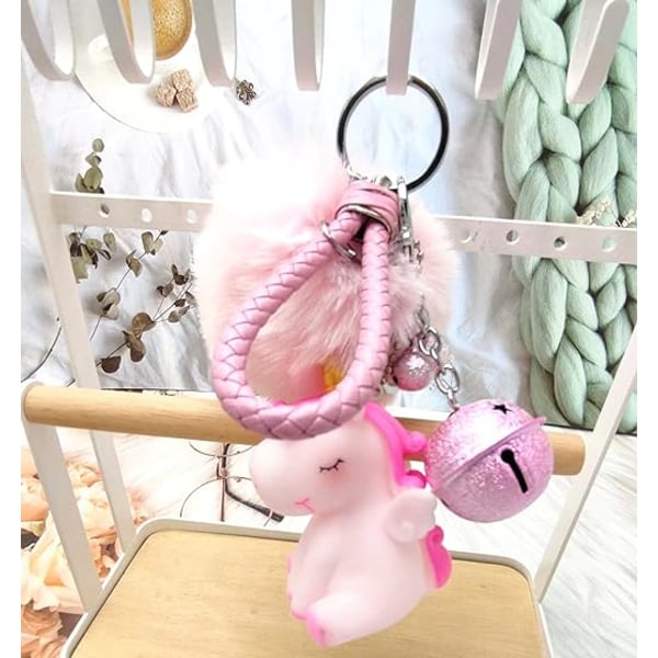 Enhjørning Lykke Silica Gel Nøglering Pom Fluffy Faux Pels Nøglering Med Klokke Kæder Pompoms Skolepose Ornament Nøgle Vedhæng Taske Dekoration Søde Gaver