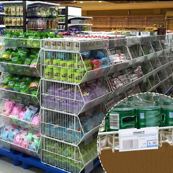 50 kpl läpinäkyvää muovista etiketinpidikettä lankaverkohyllyille, myymälän hintalappu, koriin kiinnitettävät etiketit, tavaroiden hintalappujen pidikkeet supermarkettiin 6x4cm