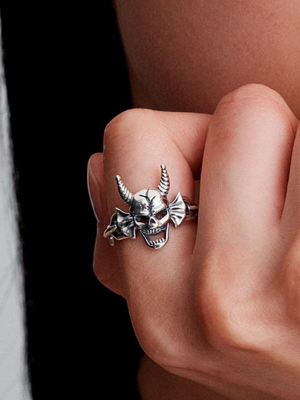 Pandora - Stranger Things - Hellfire Club -sormus - Sterlinghopea Circumference: 54mm