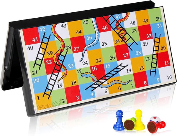 Magnetiskt Ormar och Stegar Spelset med Förvaringslåda, Vikbar Design och Lätt Vikt, Present för