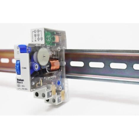 24-timmars elektromekanisk trapptimer – DIN-skenmontering – 4 ledare – 0W standby-strömförbrukning – Hållbar synkronmotor