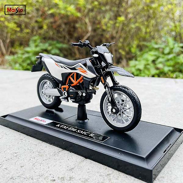 Maisto 1:18 Ktm 690 Smc R Statisk Gjutmodell Bilmodell Legering Leksakssamling Motorcykelmodell Äkta Auktorisation KTM 690 SMC R