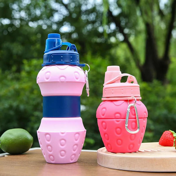 Silikone sammenklappelig vandflaske, sammenklappelig vandflaske, bærbar rejsevandflaske BPA-fri lækagesikker drikkeflaske til børns vandreture og camping Strawberry a