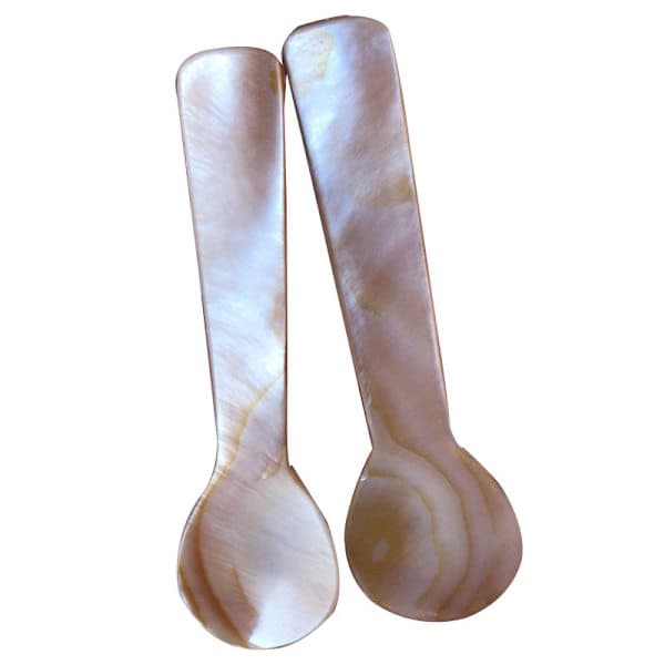 Set med 6 perlemor 7cm x 2,2cm mop kaviarskjeer med rundt håndtak for 7CM