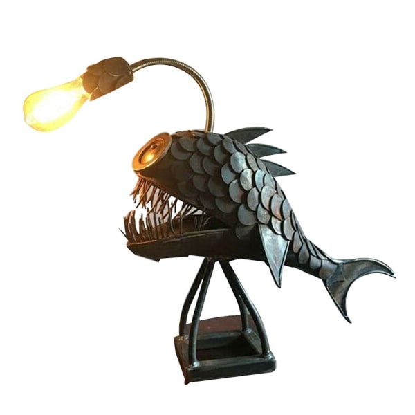 Angler Fish Lamp USB Oppladbar Desktop Metal Light Håndlaget håndverk Hjem Stue dekorasjon Middle