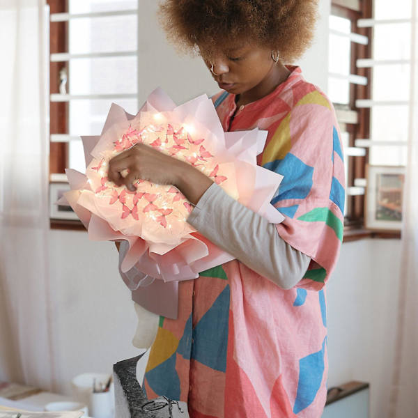 Hiusnauhat Uusi 33 kpl Perhoset Kukka Kimppu Lahjasetti LED-valolla Loistavia Lahjaideoita Ystävänpäivään, Syntymäpäivään, Vuosipäivään, Kihlasormukseen One Size Pink