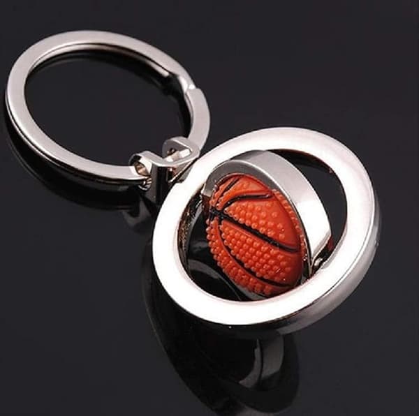 Roterande basketboll nyckelring/basketboll nyckelring present