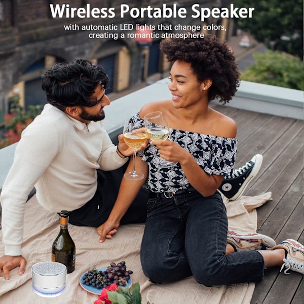 Kannettava Bluetooth-kaiutin, langaton kaiutin HD-äänellä, tukee TF-korttia, minikannettava kaiutin sisä-/ulkotiloihin, kotiin, grilliin, rannalle ja matkoille Silver