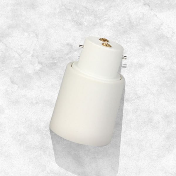 2-pack FISHTEC B22 till E27 Sockeladapter