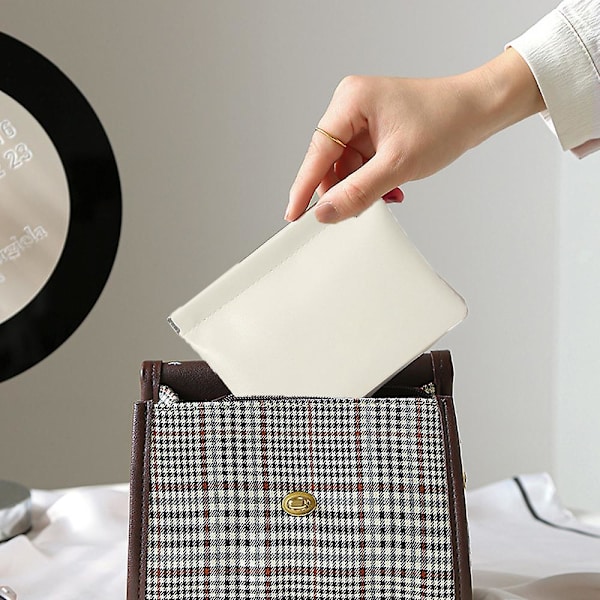 1 stk. Lille Mini Opbevaringspose Multifunktionel Makeup Taske Lille Zero Tegnebog: 11,5 * 12 * 1 cm Milky white