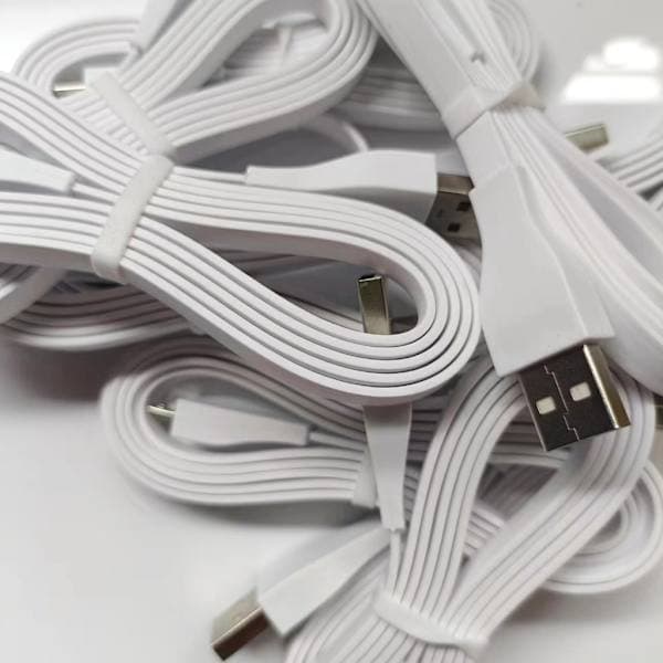 Nopea USB-latauskaapeli UE Boom/Megaboom/UE Megablast -lisävarusteille