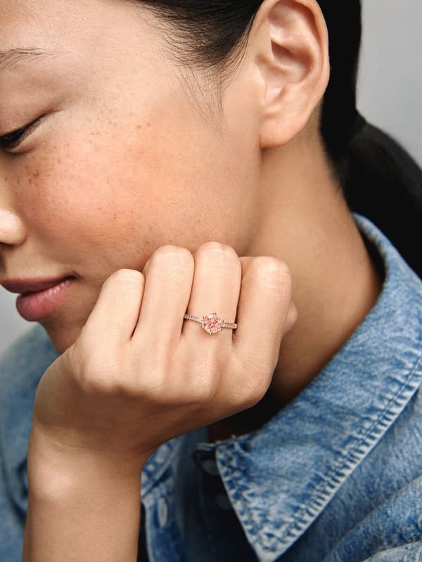 Pandora - Pink Sparkling Crown Solitaire Ring - 14k rosaguld plating Circumference: 58mm