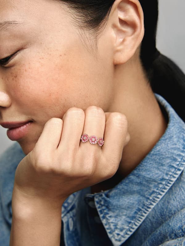 Pandora - Rosa Daisy Blom Trio Ring - 14k roséguldplätering Circumference: 50mm