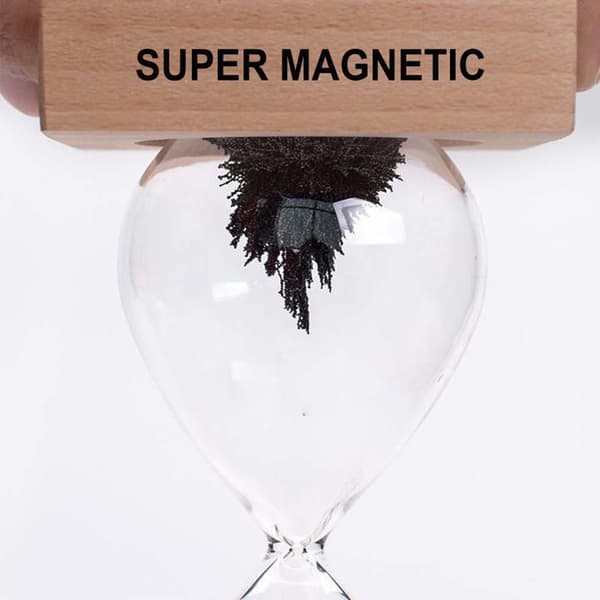 3-minutters magnetisk timeglas: sandur med sort magnetisk jernpulver og træbase, 3-minutters sandtimer