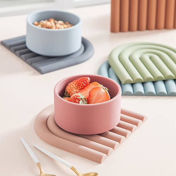 Silikonunderlag, Regnbue Silikonbordmatte, Varmeunderlag, Varmebestandige Brikkeunderlag, Koppisolasjonsmatte, Bordserviceisolasjonspute Gryteunderlag pink