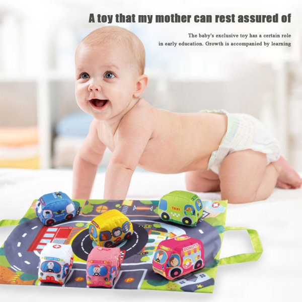 Blødt sæt præsenterer pels baby småbørn tegneserie legetøj klud biler