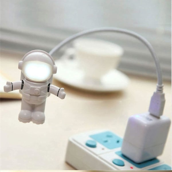 Kuuma myynti Uusi Luova Avaruusmies Astronautti Led Joustava Usb Valo Kannettavalle Tietokoneelle Pc:lle