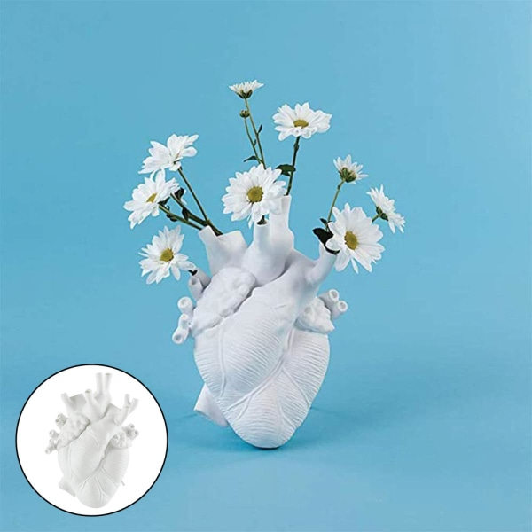 Hjerteformet blomster vase