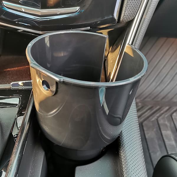 Bilkoppholder for store flasker, biltilbehør med håndtak, kaffekoppmontering