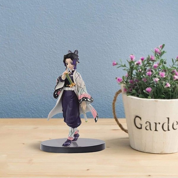 Tizzy Demon Slayer Figur/6.3'' Demon Slayer Leke Kochou Shinobu Figur Pvc Actionfigur Håndlaget Figur Anime Samling Statue Dukke Leke Gaver Til En