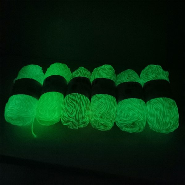 Glow in The Dark DIY Hæklet blødt garnhåndværk Syning af polyestertråde Rulle til festivaler Stof Hæklestrikning null - 1