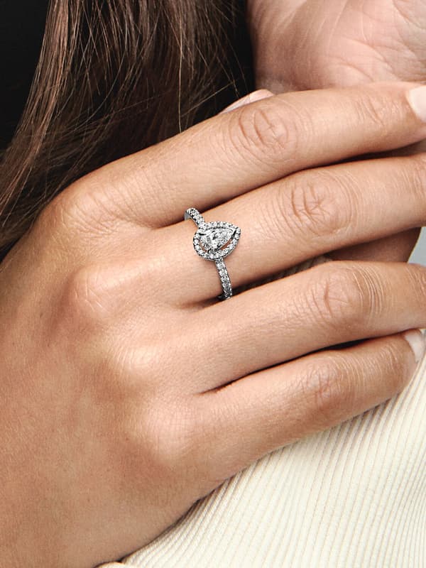 Pandora - Sparkling Pear Halo Ring - Sterlingsilver Circumference: 58mm