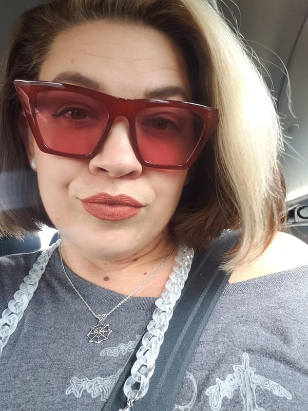 Moderne oversized firkantede cat eye solbriller til kvinder og mænd B2473 Clear Red