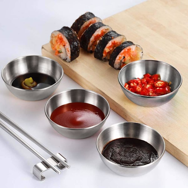 Small Stylish Bowls for Easy Table Setting and Cooking