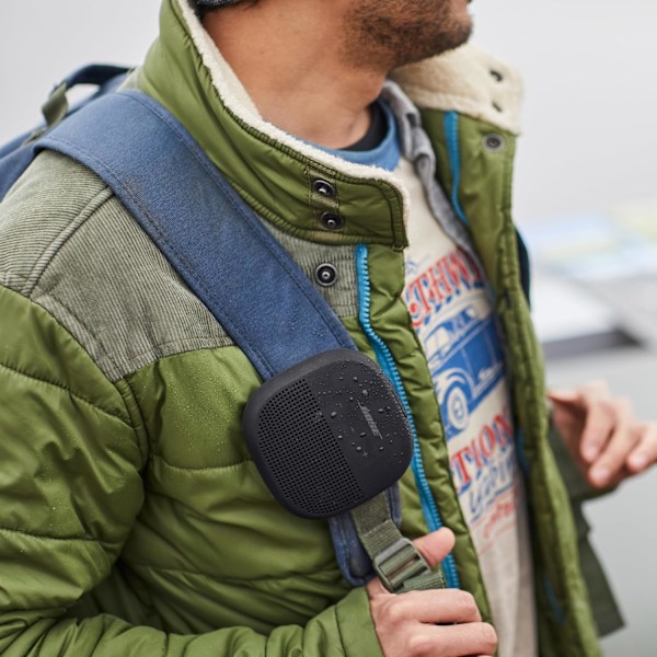 Bose SoundLink Flex Bluetooth-högtalare, bärbar högtalare med mikrofon, trådlös vattentät högtalare för resor, utomhus- och poolbruk, svart